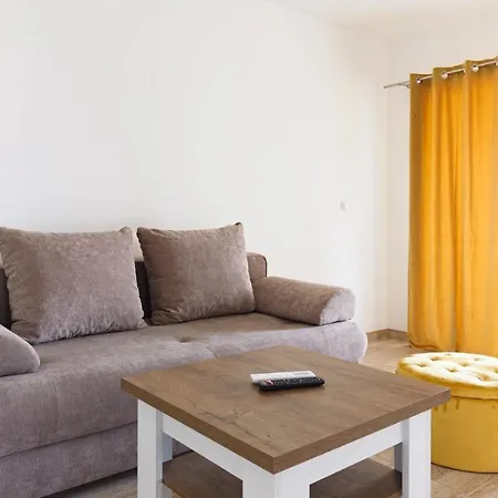 アパート Porto ゴルバッツ