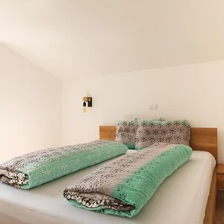 Porto アパート ゴルバッツ