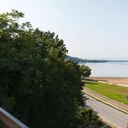 アパート Porto ゴルバッツ